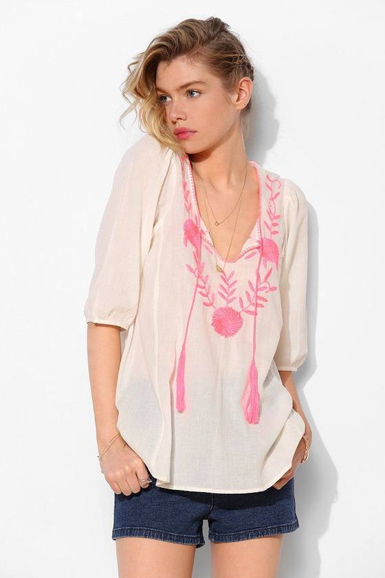 dRA embroidered peasant tunic in ivory with pink embroidery