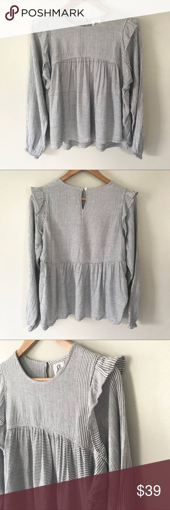 dRA Anthropologie feminine ruffled striped top