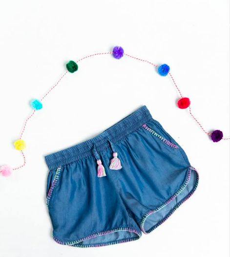 Kids chambray pom-pom trim shorts